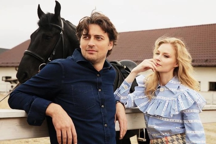 Иван Колесников и Светлана Ходченкова, кадр из сериала «Конец прекрасной эпохи»
