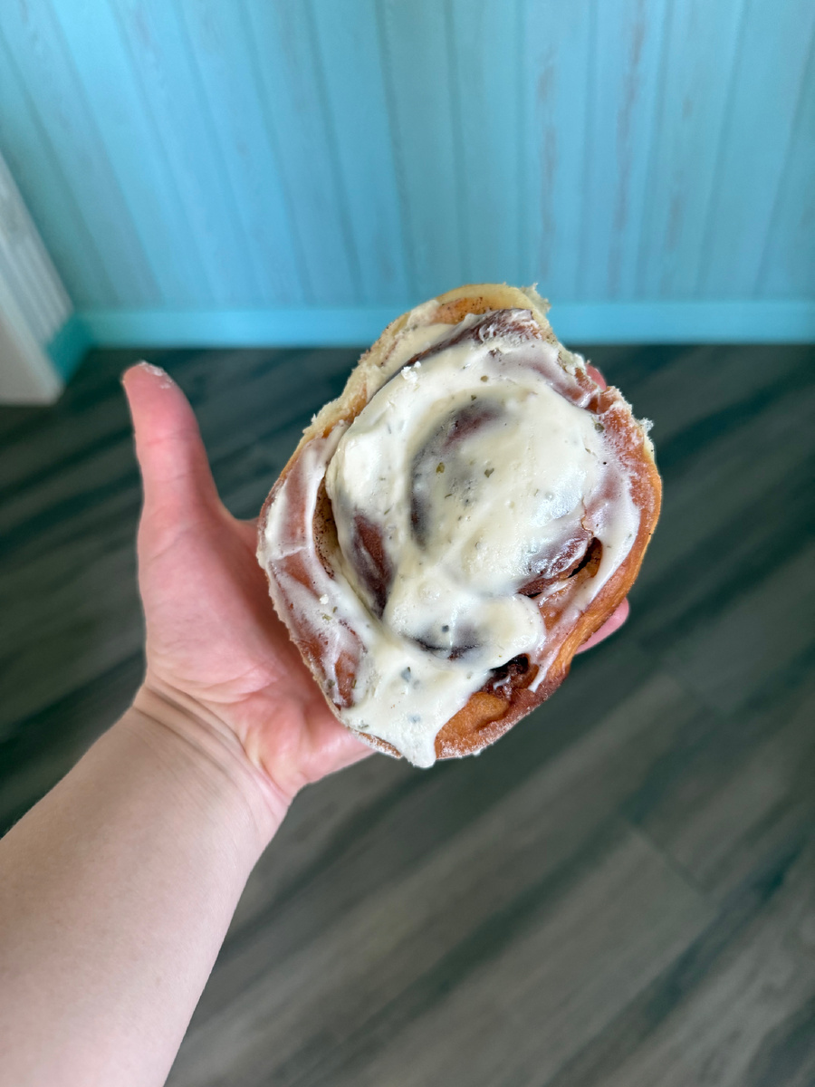 Макси-булка. Бабушка другие не умеет