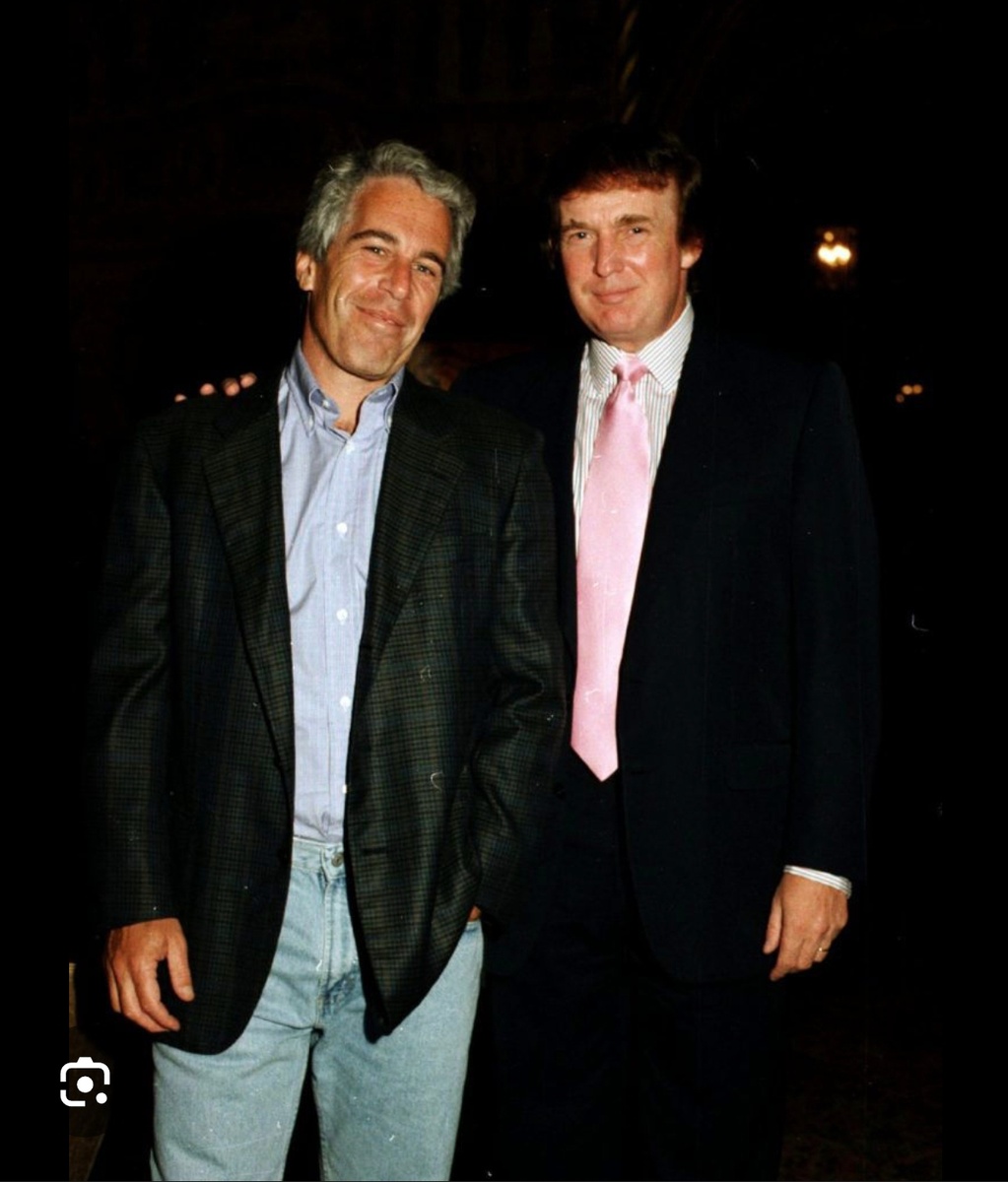 Эпштейн и Дональд Трамп