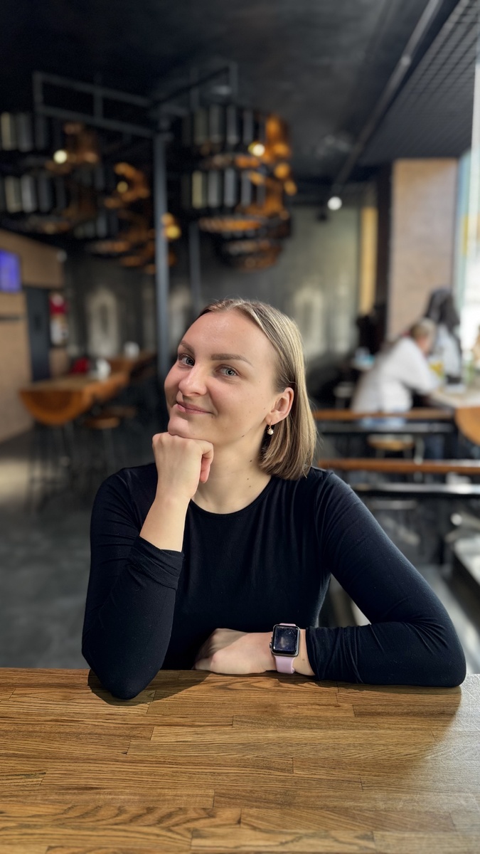 С уважением, автор статьи — фитнес-тренер и специалист по коррекции осанки — Исакова Юлия