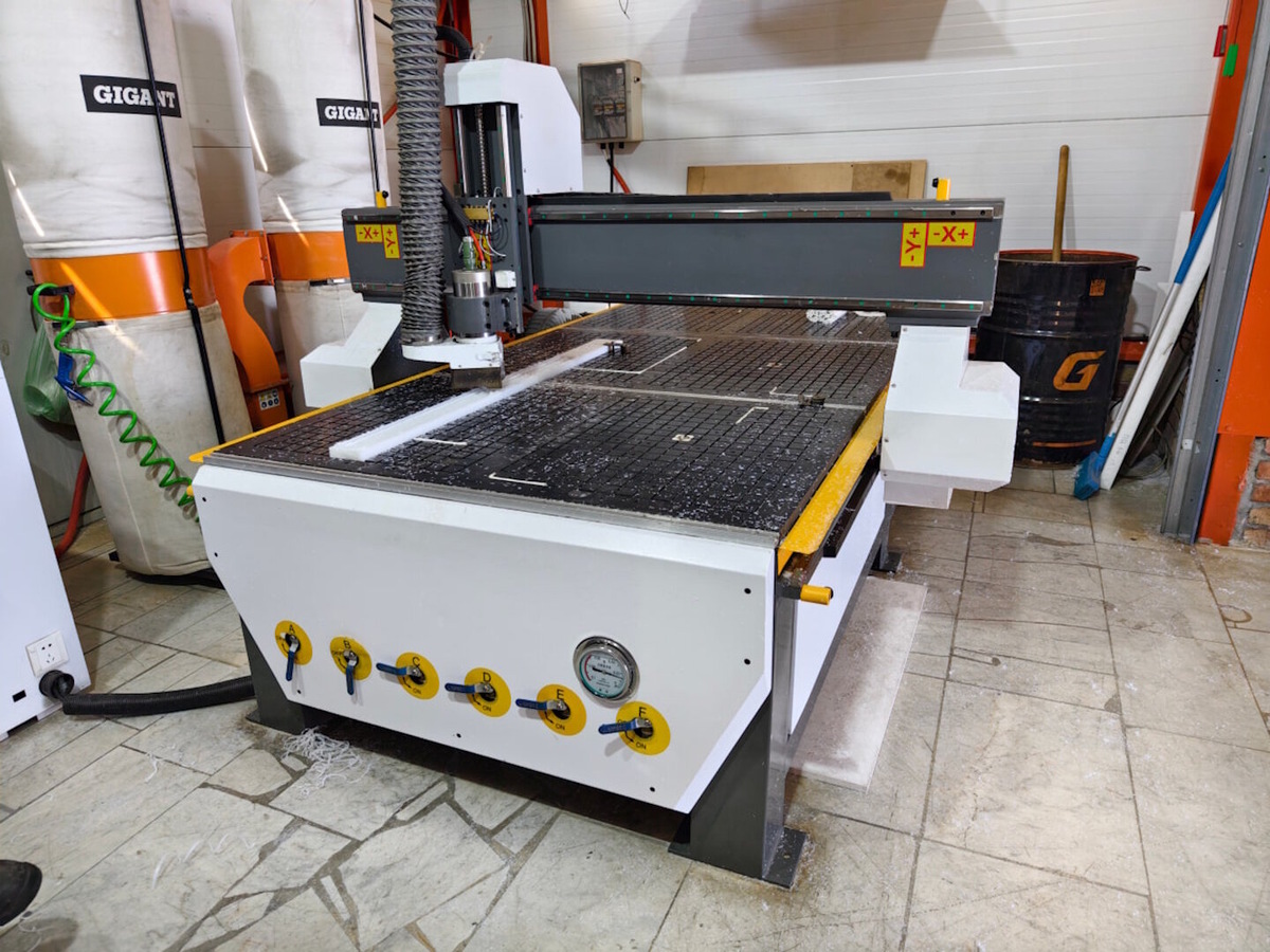    Оборудование автоматизированной линии мясопереработки, разработанной «ОК-Инжиниринг»: подобные комплексы позволяют предприятиям ускорить производство и сократить потери сырья. Источник: ООО «ОК-Инжиниринг».