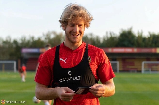 Андрей Никитин выступал за воронежский "Факел"