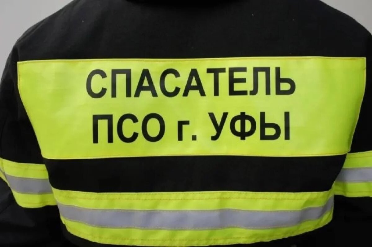    Житель Уфы застрял головой между стеной и батареей