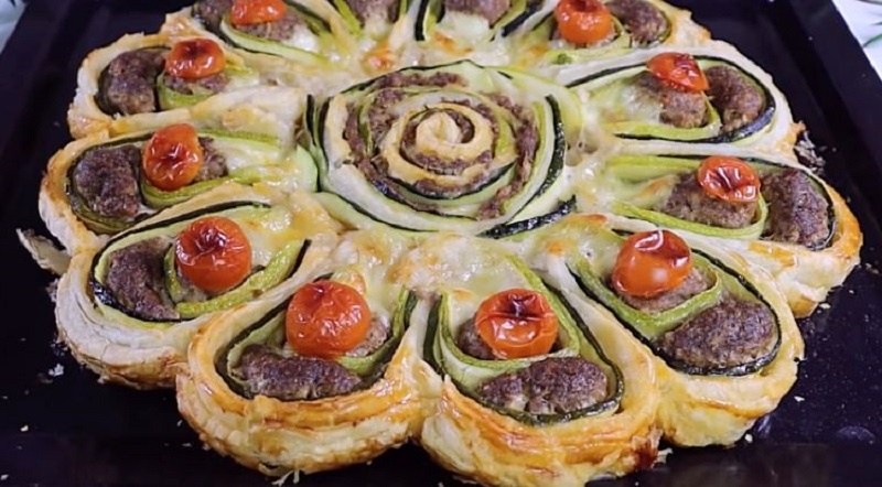 Турецкий пирог из кабачков и фарша: неповторимый вкус на каждой тарелке