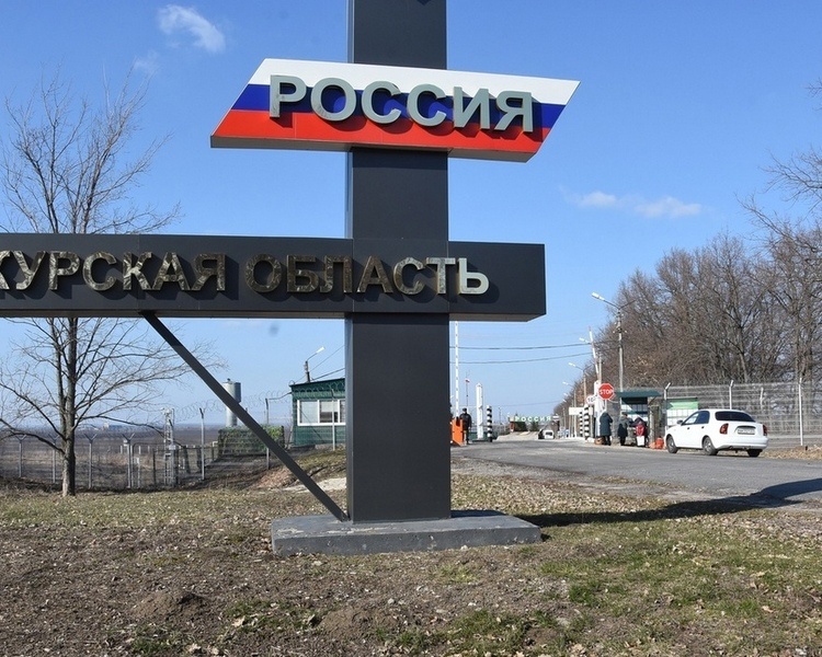     Путин поручил изучить опыт Курской области по оценке ущерба жилья в приграничье