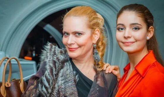 Дочке уже 3 года. Как выглядит подросшая внучка актрисы Алёны Яковлевой и дочка Марии Козаковой?