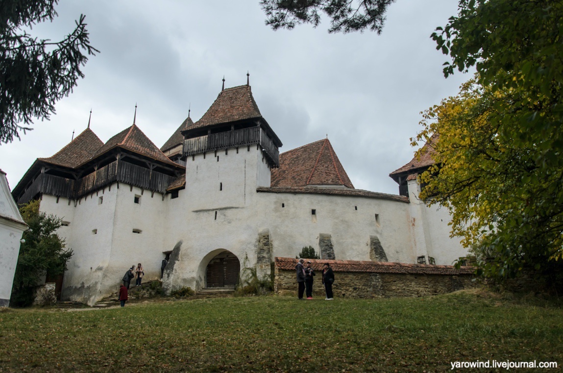 Фортифицированная церковь, Вискри, Румыния