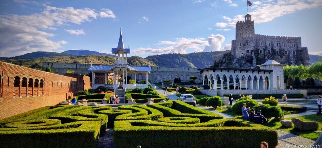 Грузия за разумные деньги: как увидеть всё самое интересное и не переплатить?