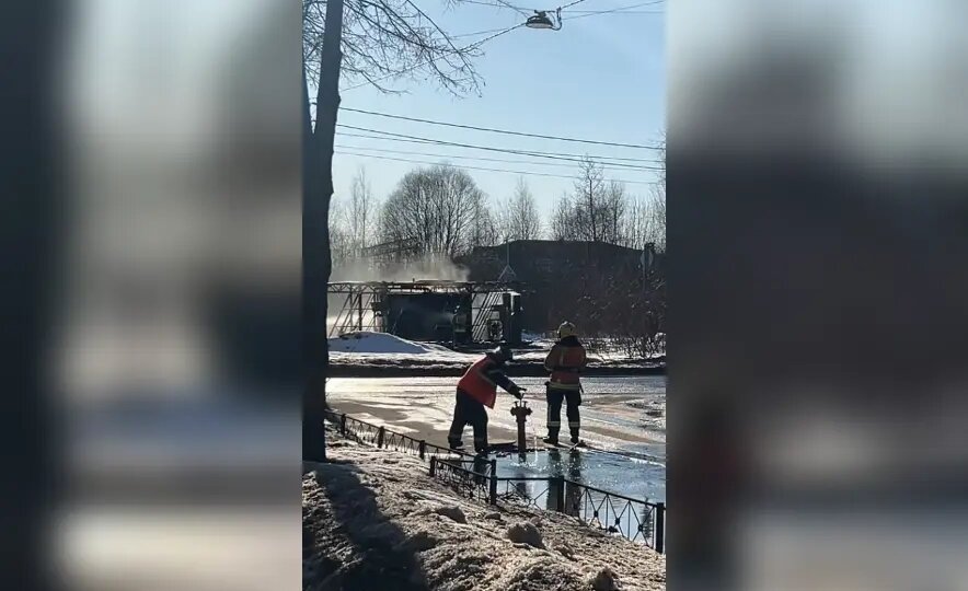 В Металлострое задержали поджигателя АЗС