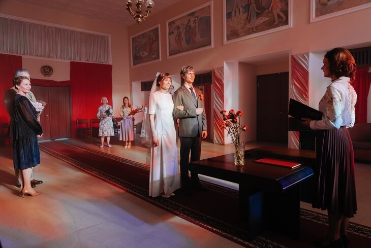 Кадр из сериала «Время Счастливых»