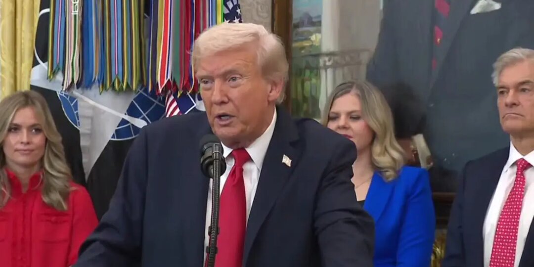 Трамп предупредил о новом серьезном ударе по Ирану после извинений Пезешкиана