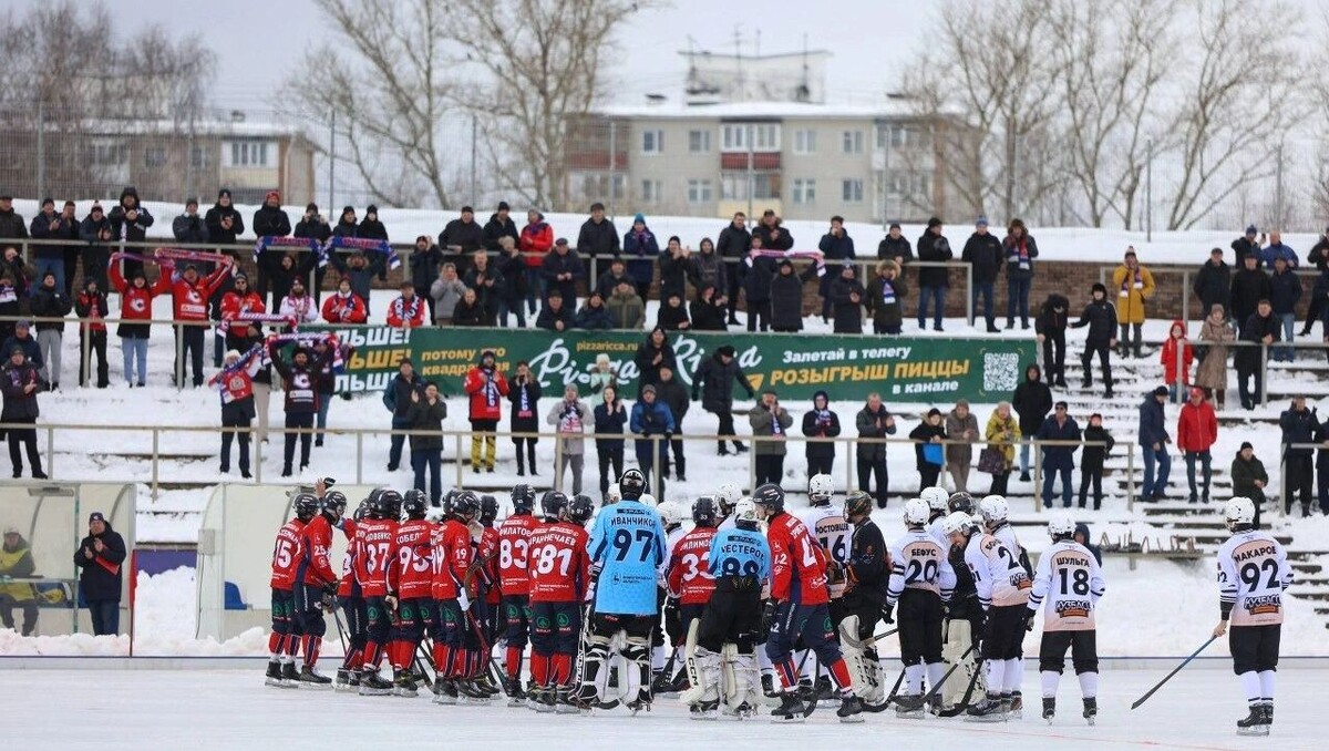    Матч между ХК «Старт» и командой «Кузбасс» был отменен из-за подтаявшего льда   телеграм-канал ХК «Старт»