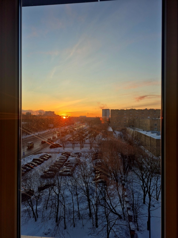Вид из окна при входе в офис