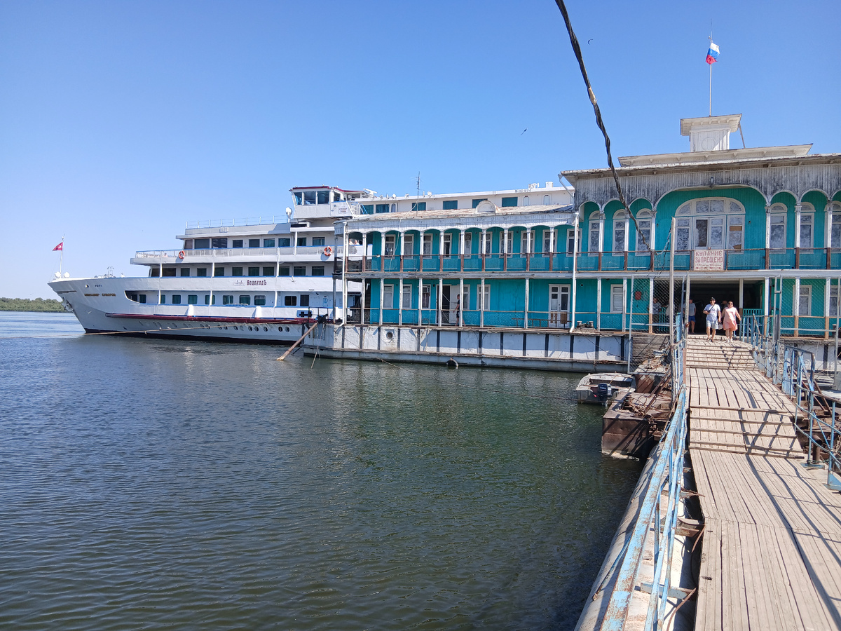 Пристань в селе Никольском. Листайте галерею