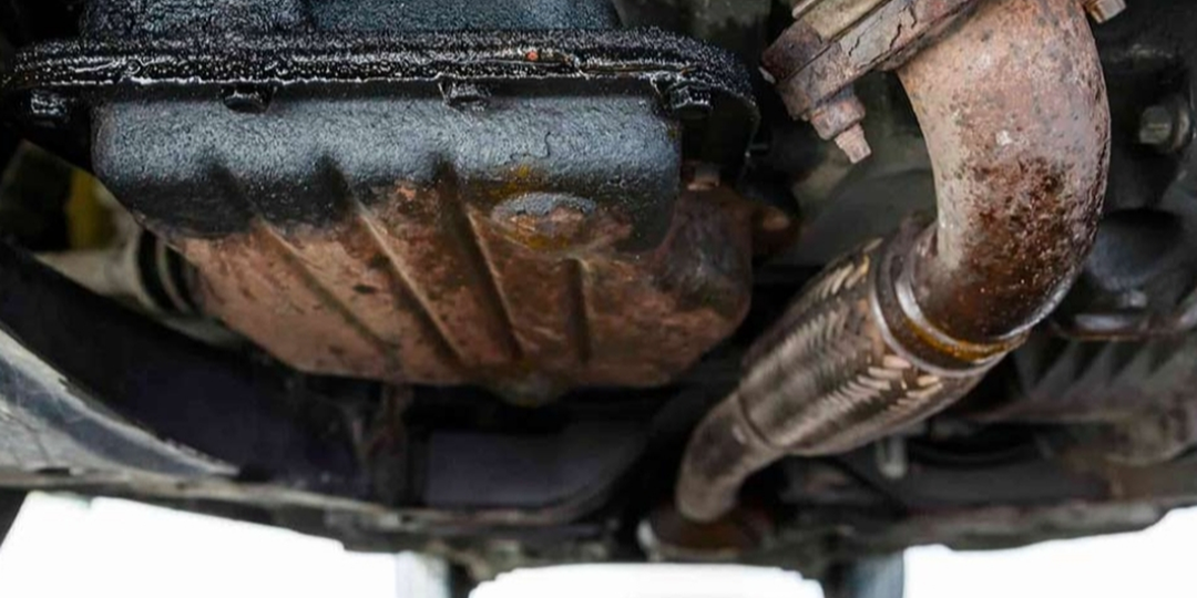 Как устранить ВЫСОКИЙ расход масла без КАПИТАЛЬНОГО ремонта двигателя: несколько проверенных способов