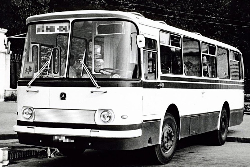 Он находился на линии круглосуточно: самый универсальный советский автобус ЛАЗ-695, который эксплуатировали более 50 лет