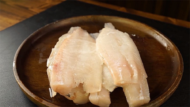 Минтай по-новому: маринованная рыбная закуска, которую вы захотите готовить снова и снова