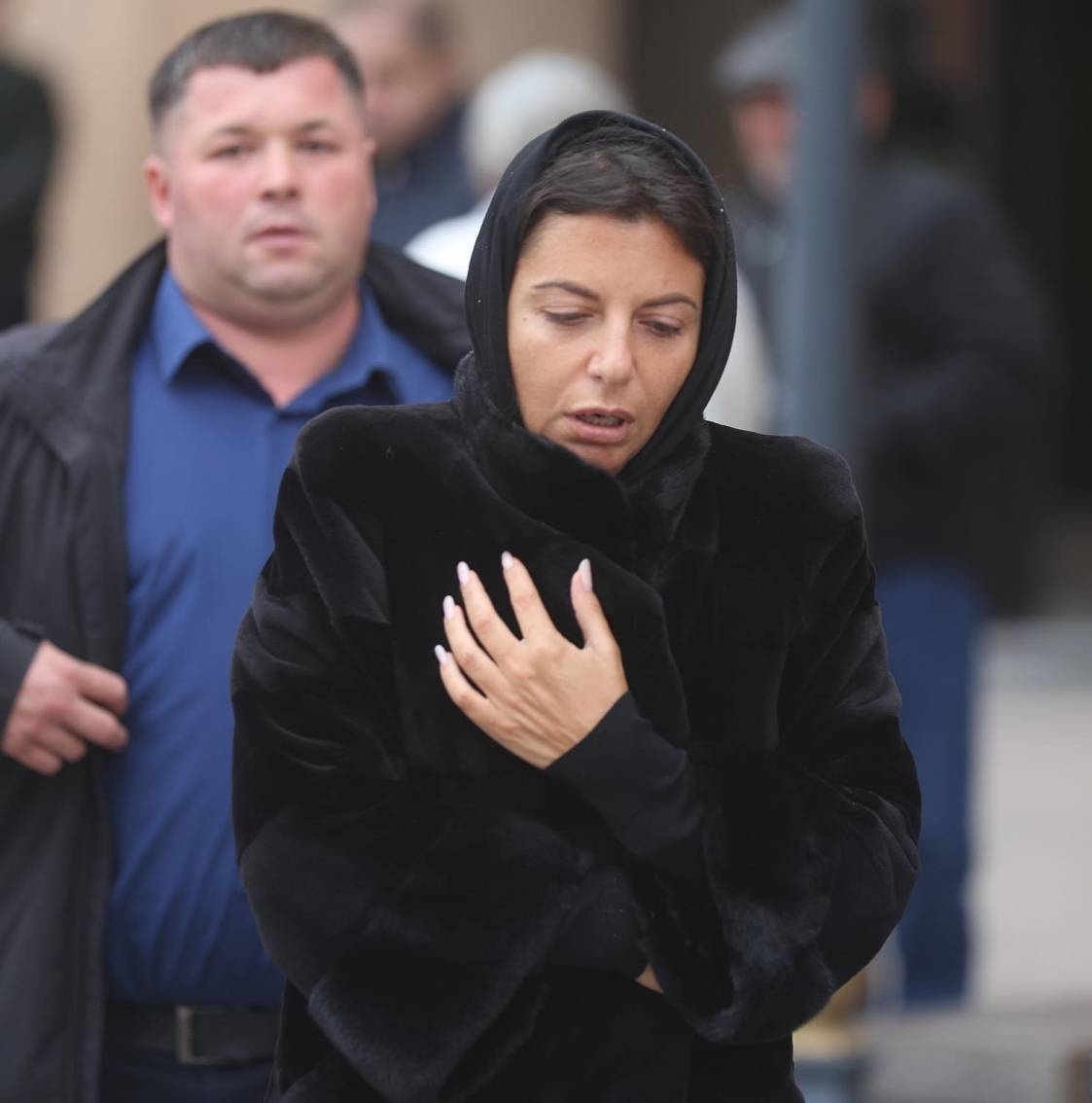    Маргарита Симоньян на похоронах Тиграна КеосаянаPersonastars