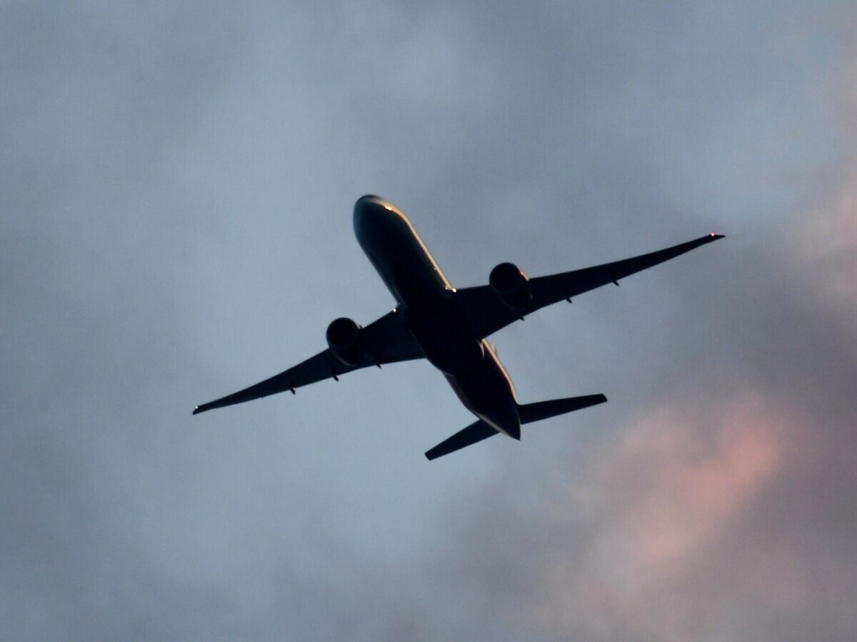    Пассажирский самолет в небе© РИА Новости . Владимир Сергеев