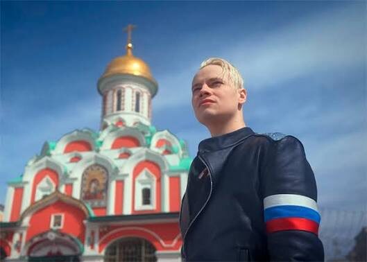 «На SHAMAN пожаловались в прокуратуру из-за латиницы. Но в законе есть один нюанс»