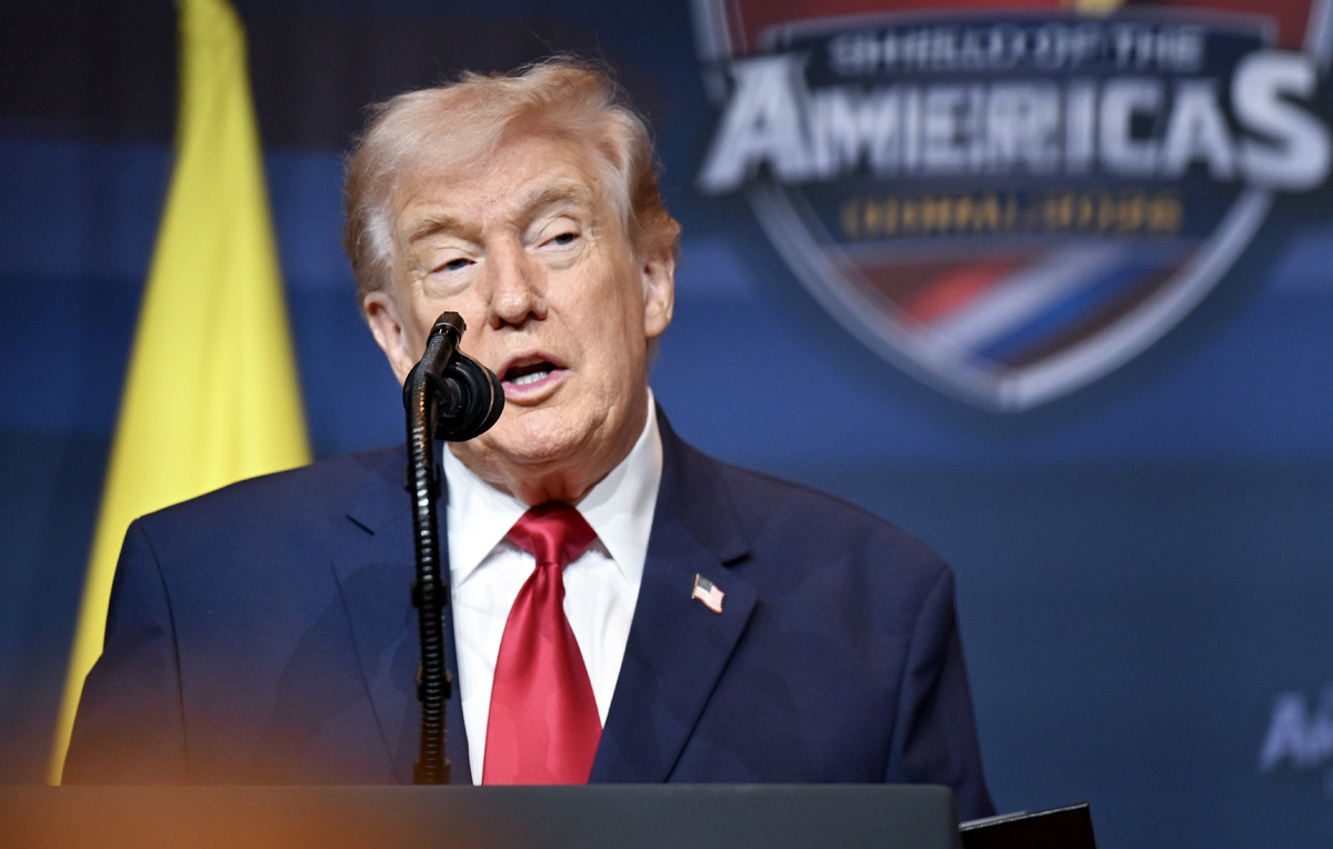    Президент США Дональд Трамп  Roberto Schmidt/Getty Images