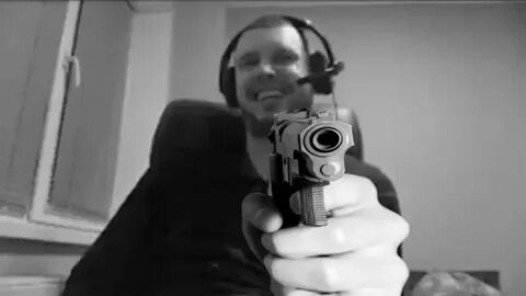 Лежать Бояться! И Н̶е̶в̶ы̶ë̶б̶ы̶в̶а̶т̶ь̶с̶я̶! 