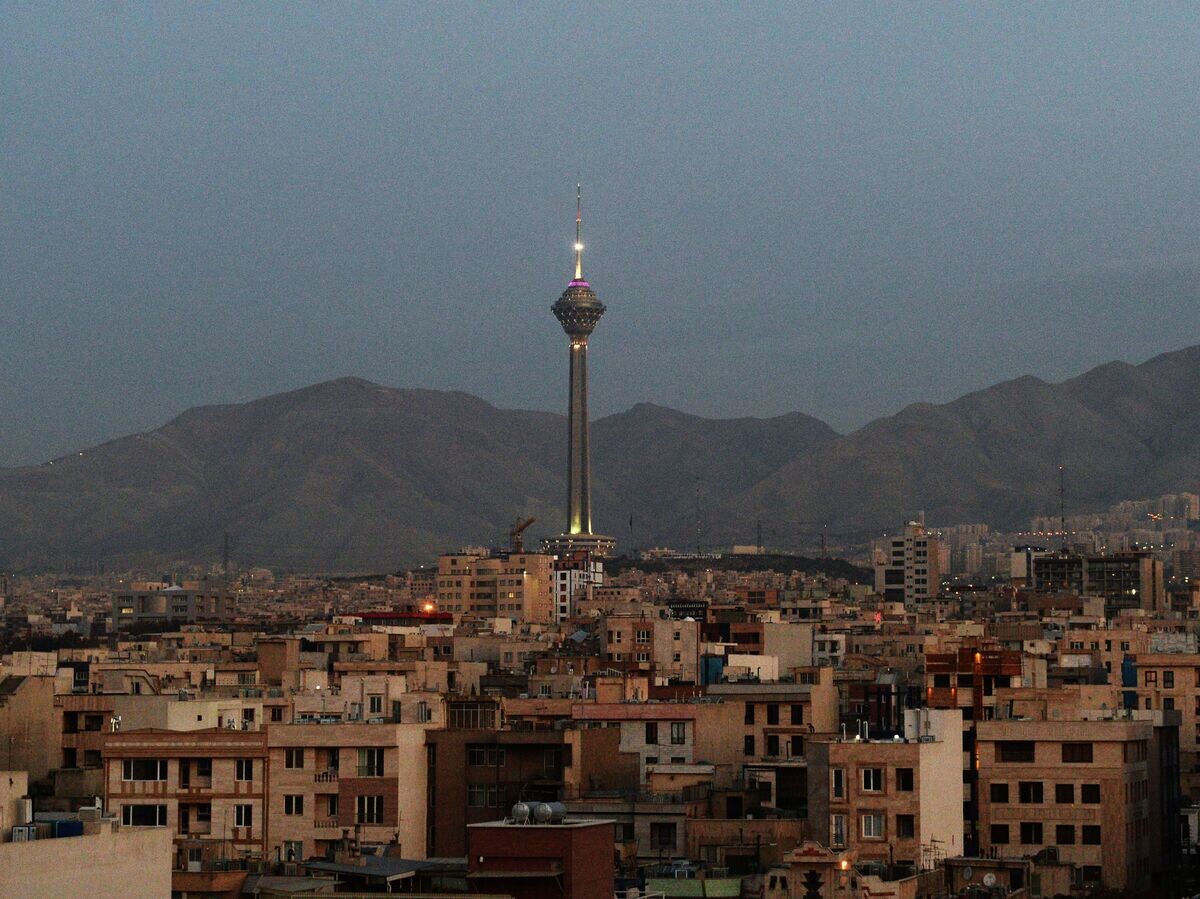    Вид на телебашню Бордж-е Милад в Тегеране | © РИА Новости / Владимир Федоренко