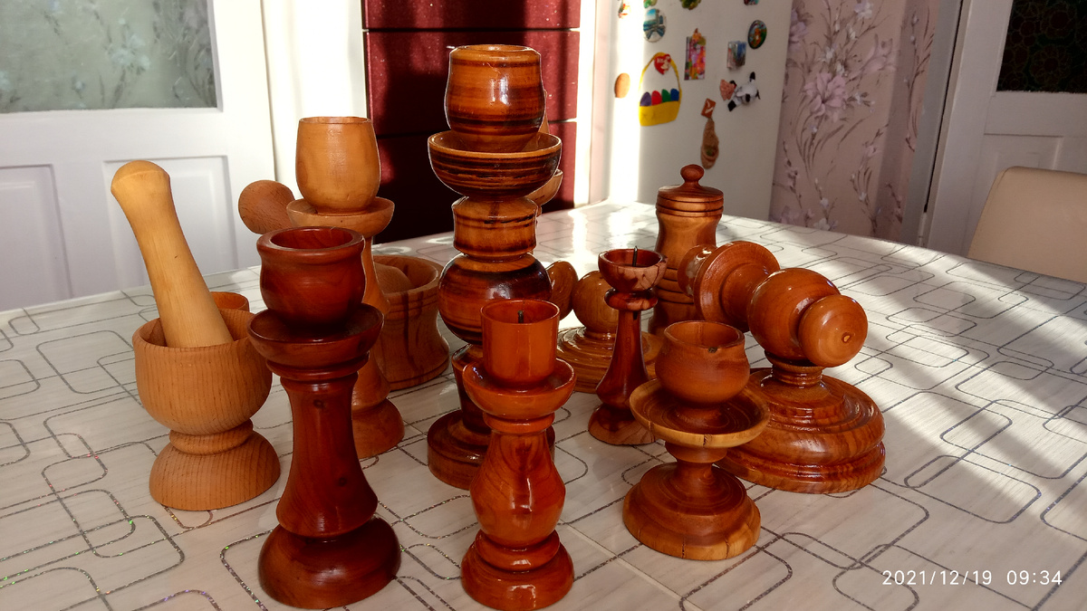 Вот такие получились изделия. Всё рабочее. Ступки из бука, пропитаны маслом. 