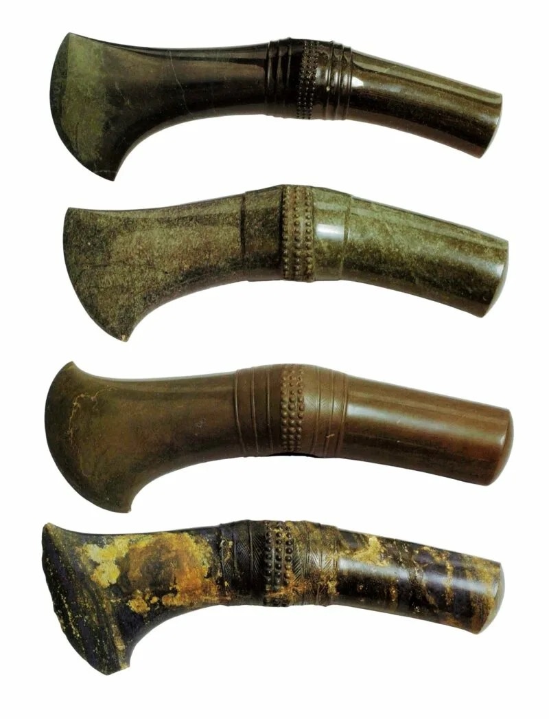 Каменные топоры, найденные Шлиманом