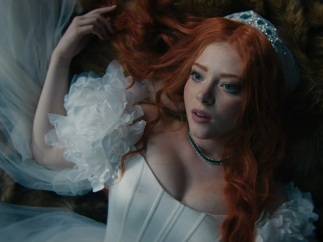 Белоснежка, ты ли это? Кадр из фильма "Царевна-лягушка 2", 2026 