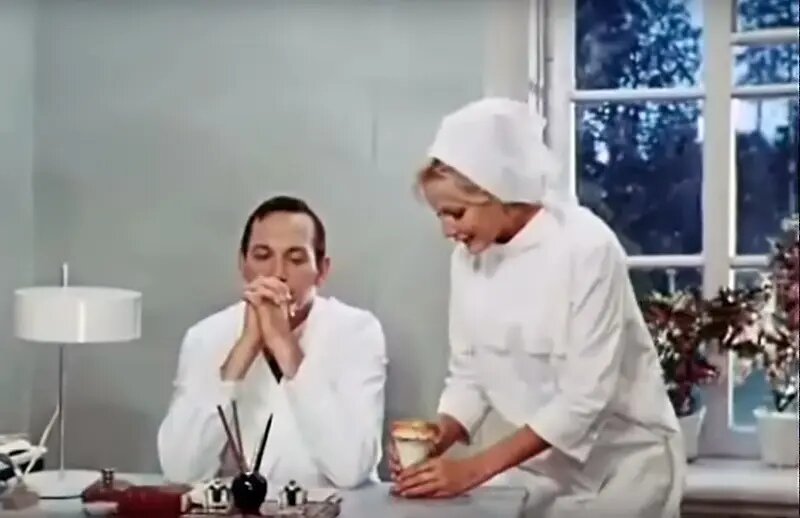   Василий Лановой в фильме "Здравствуйте, доктор!"