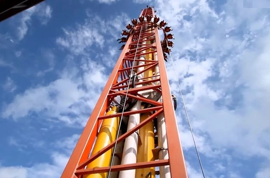 Аттракцион-экстрим (из сети)