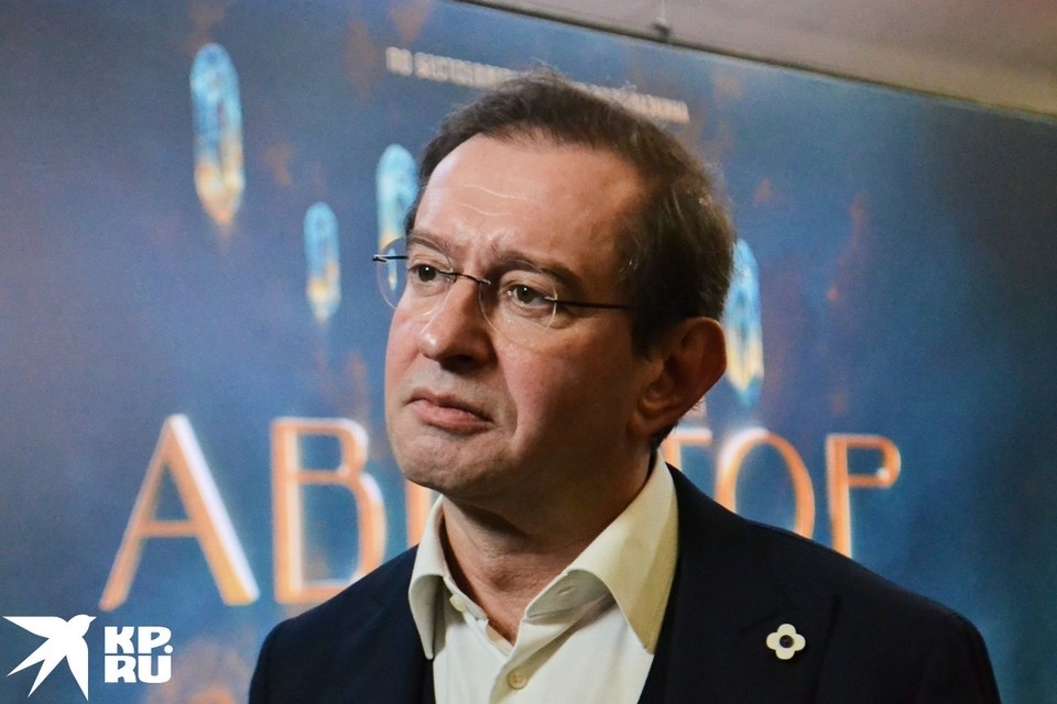    Констант Хабенский Даниил ОПАРИН