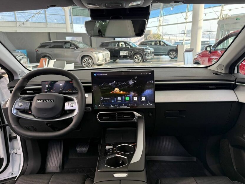 В России к старту продаж готов новый фастбэк-кроссовер. Уже известны цены и оснащение. Источник иллюстрации - auto.drom.ru