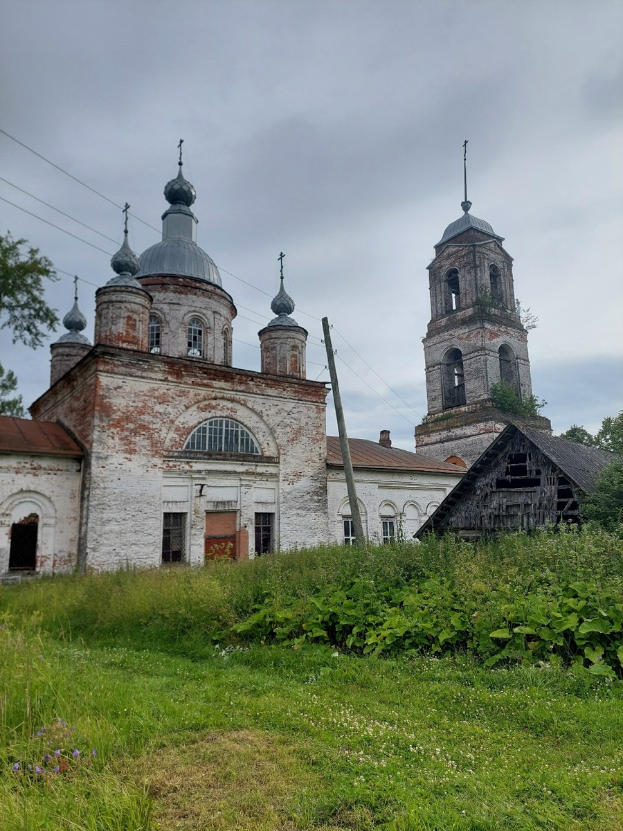 Успенская церковь села Межи, Ивановская область. Фото автора.