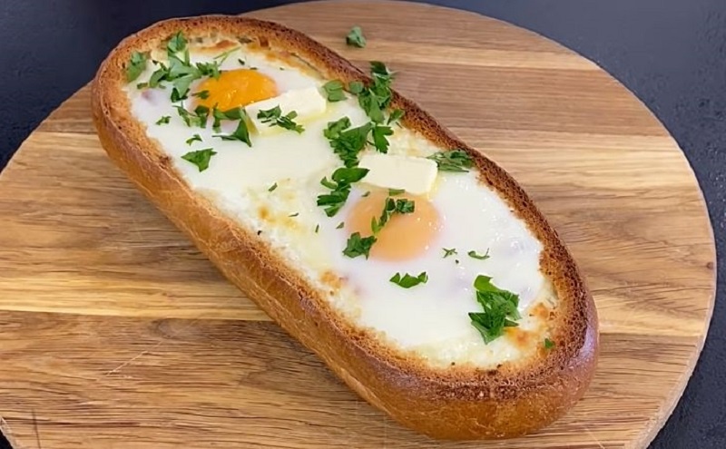 Ленивый хачапури из батона: быстрый рецепт сырной лодочки для завтрака или перекуса