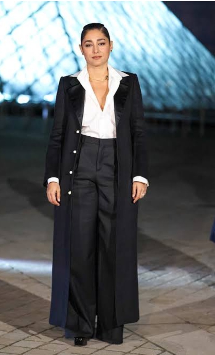 Гольшифте Фарахани на фото-колле Grand Dîner du Louvre 2026. Материал: Marie Claire.