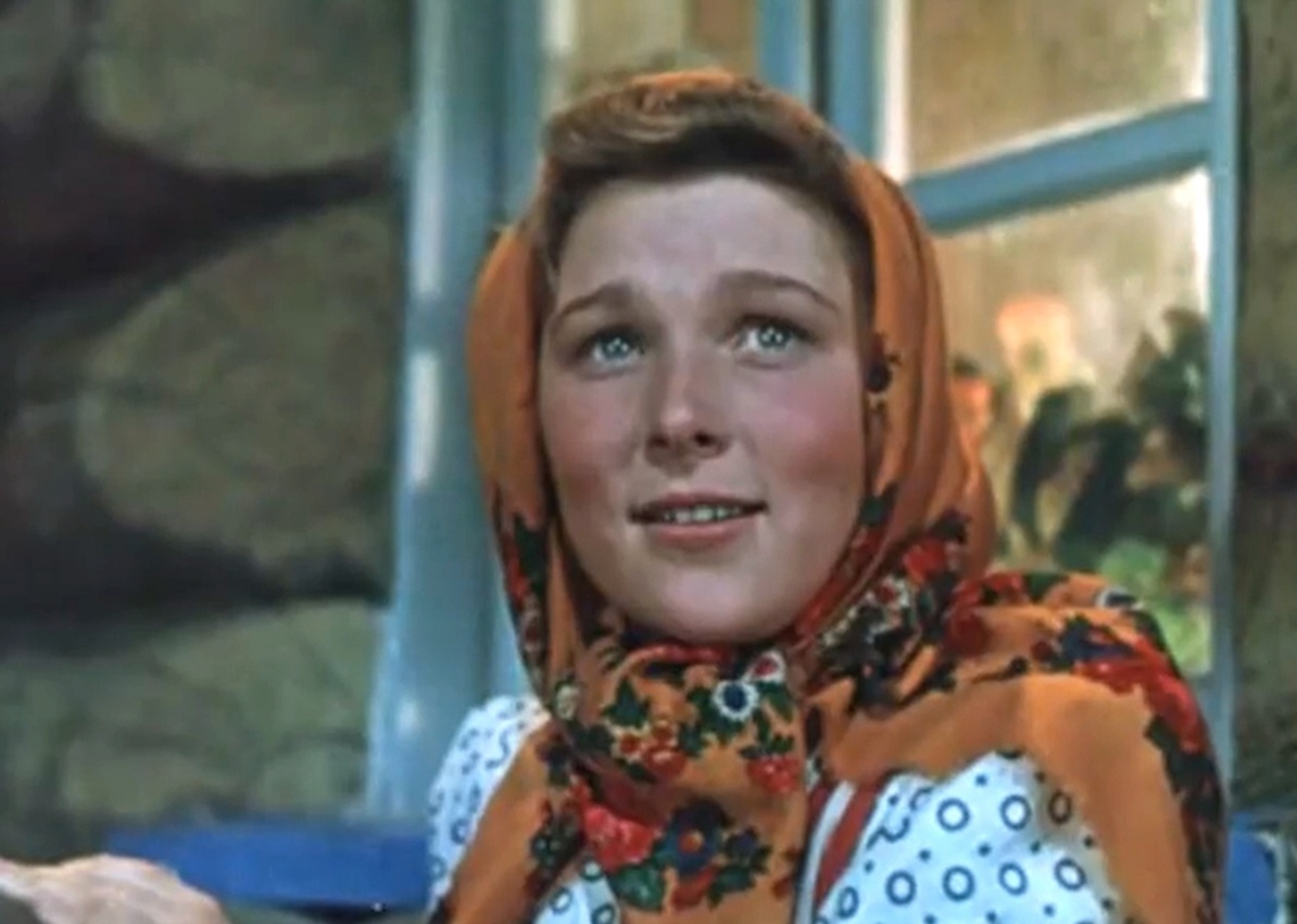 Кадр из фильма "Сказание о земле сибирской"