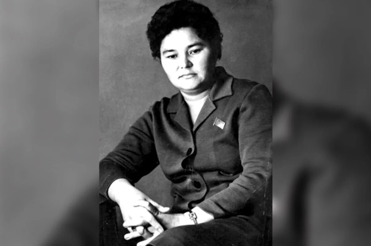    Коллеги полушутя называли Тухватуллину «башкирская Фурцева».