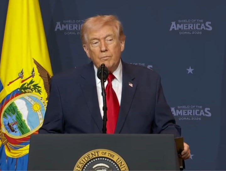     Фото: фрагмент трансляции с YouTube-канала Белого Дома