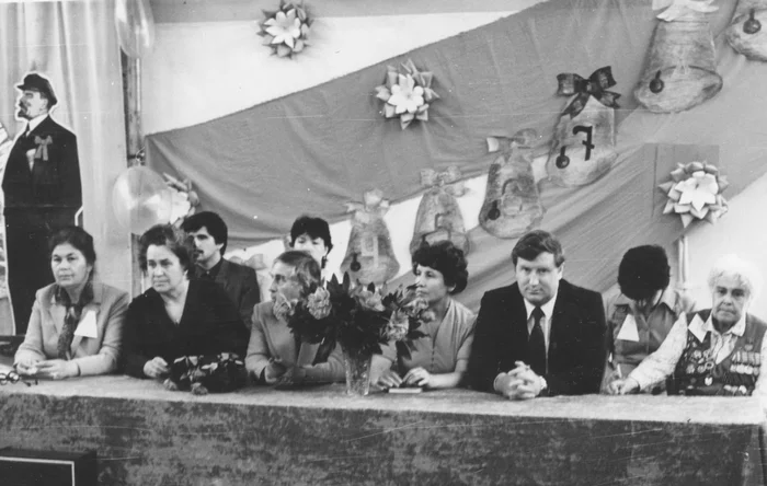В гостях у учащихся и педагогов СШ № 9 — Анна Владимировна Никулина (1984 г.)