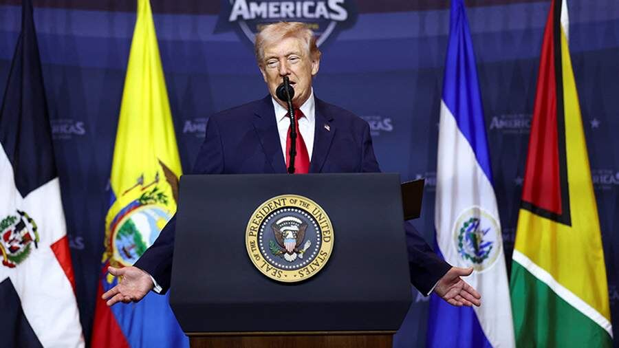    Фото: REUTERS/Kevin Lamarque