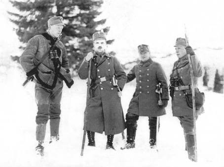 Военнослужащие Легиона УСС. Крайний слева - один из вероятных авторов "Червоной калины" Григорий Трух