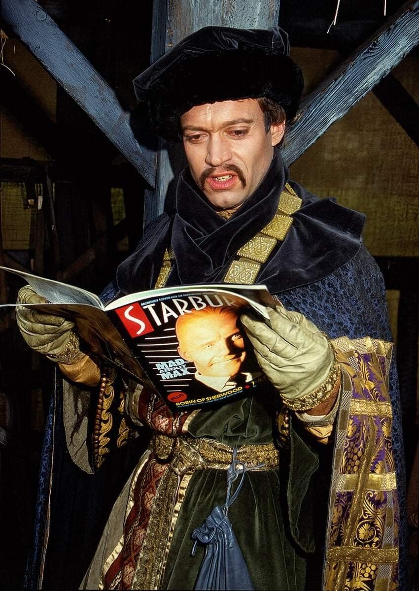 Это я принимаю поздравления с "праздником весны и любви"