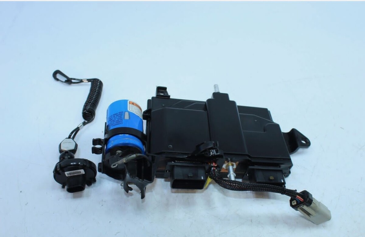 Ремонт блоков ЭБУ (мозгов) квадроциклов и снегоходов BRP в AVER's GARAGE