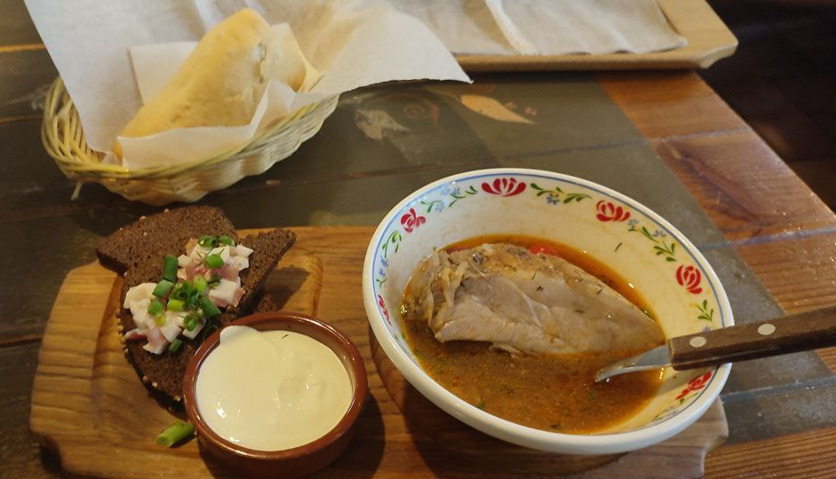 Легендарная сеть ресторанов "Васильки" в Беларуси: вкусно ли там на самом деле