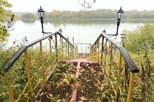    Почему хотят демонтировать пирс Пугачевой?