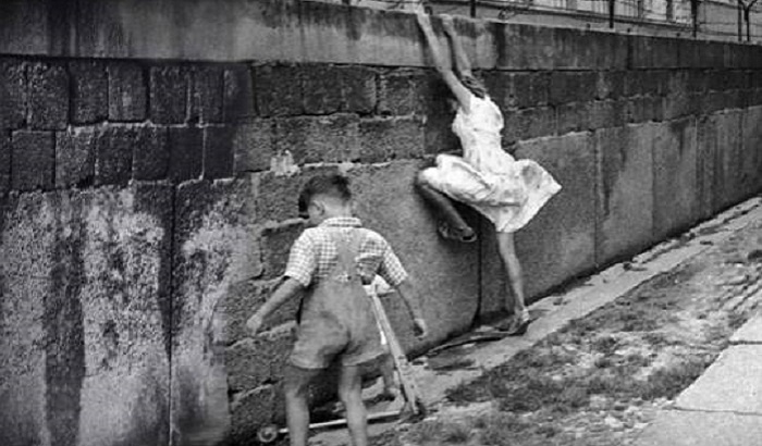    Приятный недопостмодерн: «Ромео и Джульетта» на сцене театра Вахтангова