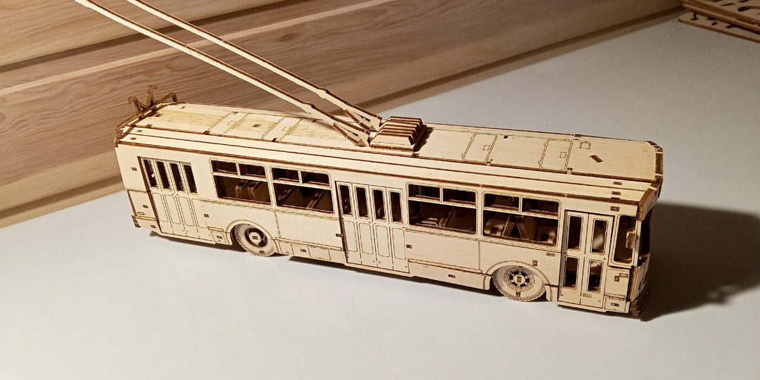 Коллекция деревянных моделей общественного транспорта советской эпохи продолжает увеличиваться