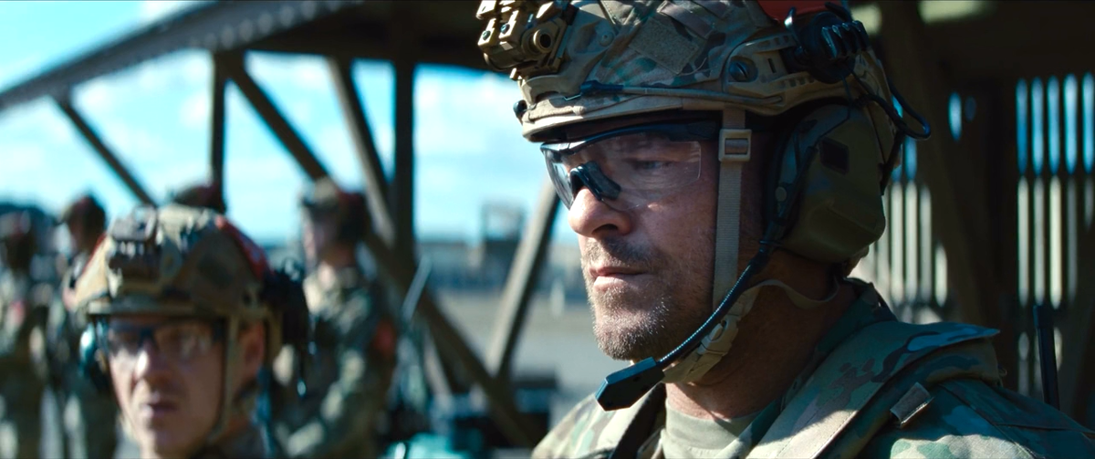 Военная машина сюжет, содержание Военная машина